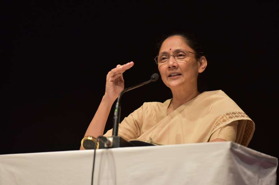 Join Sunandaji Online For Profound Gita Insights